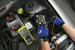 W2972 Digital Automotive Multimeter - Image 3